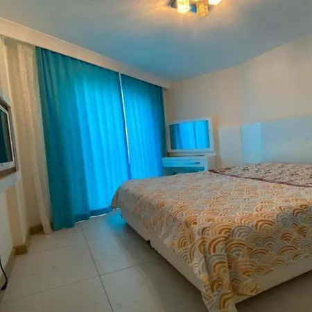 Apartment Granada City , Close To The Cleopatra Beach *