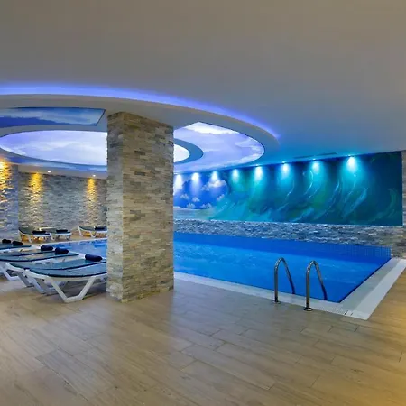 Apartment Granada City , Close To The Cleopatra Beach