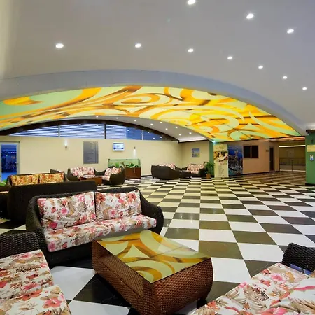 Apartment Granada City , Close To The Cleopatra Beach Alanya